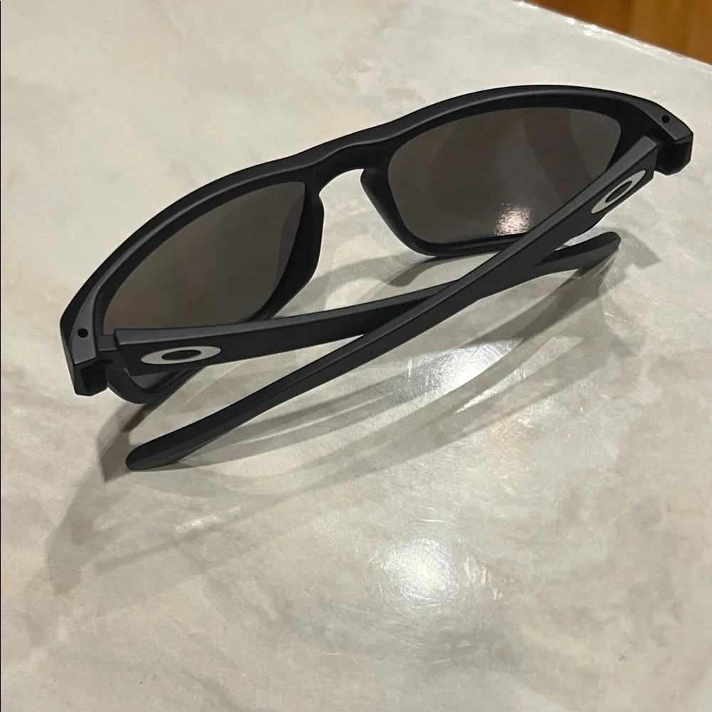 Brand New Polarized Prizm Oakley Black Rectangular Sunglasses